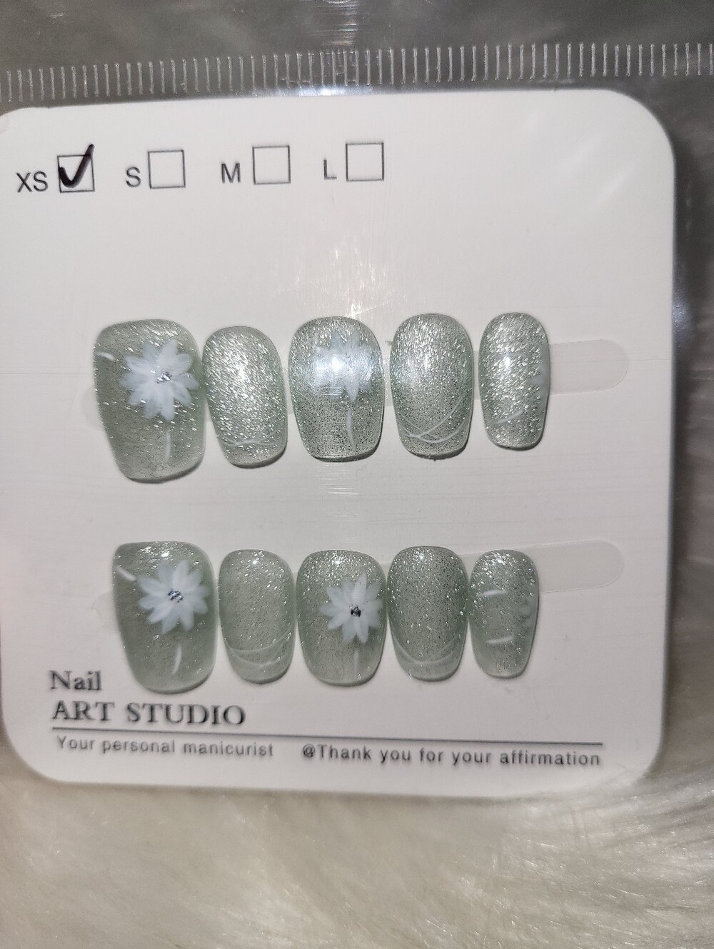 (XS)🎀Handmade Nail Art Mint Green Cat Eye Flower Glitter Style Press On Nails